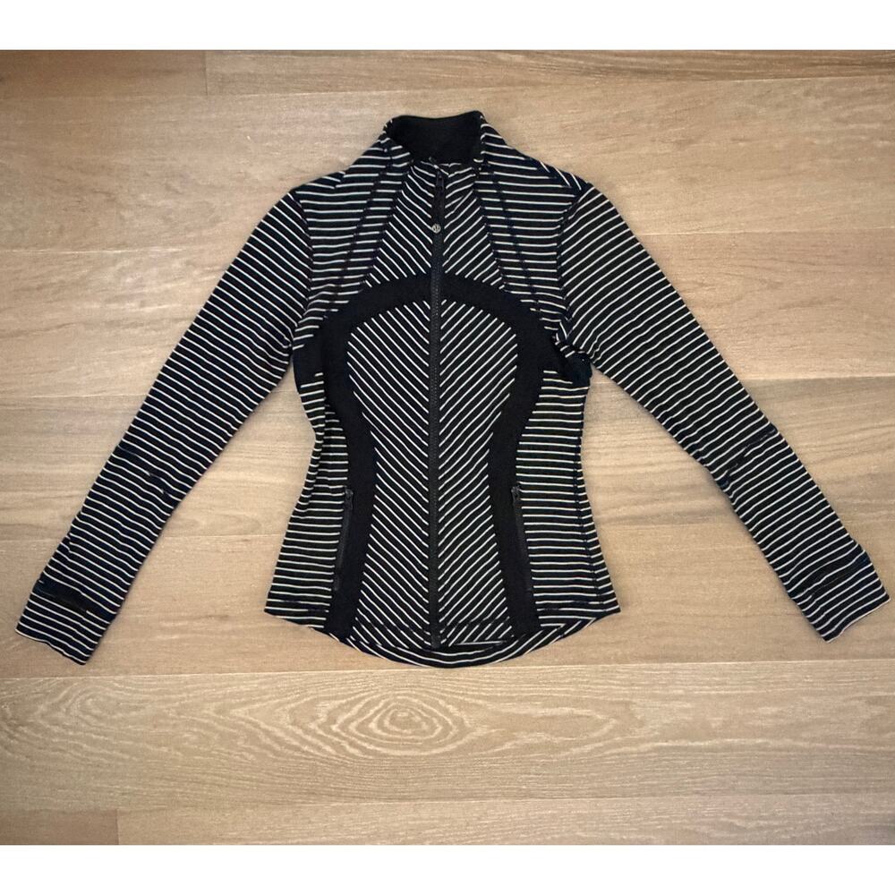 Lululemon Define Jacket Parallel Stripe Black White Women's sz 6